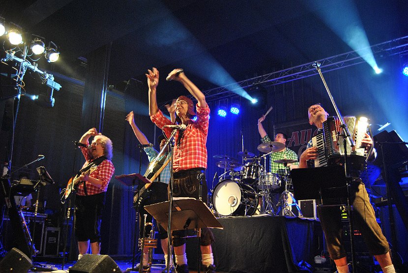 13 09 27 Partynacht in Tracht 2013 (294)